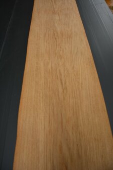 Europees eiken fineer 220 x 31-32 cm | 0.6mm | 0693m&sup2;