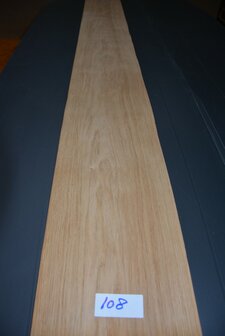 Europees eiken fineer 210 x 25 cm | 0.6mm | 0,525m&sup2;