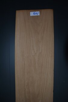 Europees eiken fineer 220 x 27-29 cm | 0.6mm | 0,616m&sup2;
