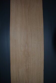 Europees eiken fineer 220 x 27-29 cm | 0.6mm | 0,616m&sup2;