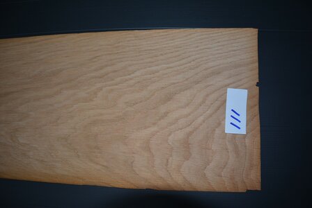 Europees eiken fineer 230 x 25-27 cm| 0.6mm | 0,598m&sup2;