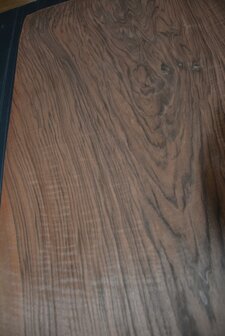 Frans Noten Moiree fineer 275 x 58 cm  | 1,595 m2 | 0.8mm | XXL Excellent  