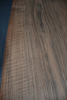 Frans Noten Moiree fineer 275 x 58 cm  | 1,595 m2 | 0.8mm | XXL Excellent  