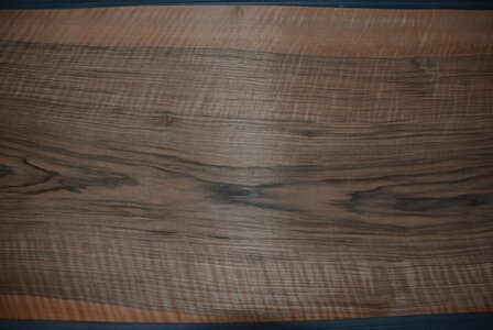 Frans Noten Moiree fineer 275 x 58 cm  | 1,595 m2 | 0.8mm | XXL Excellent  