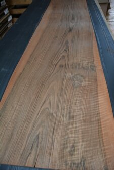 Frans Noten Moiree fineer 275 x 58 cm  | 1,595 m2 | 0.8mm | XXL Excellent  
