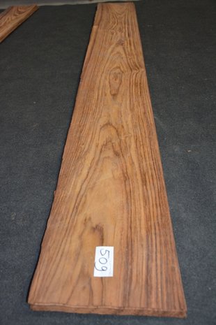 Indisch palissander fineer 276 x 29-32 cm | 0.6 mm | 0,8418m²