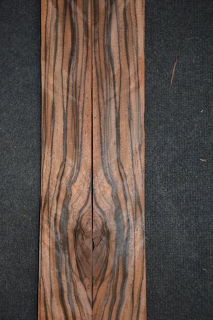 Coromandel fineer 79 x 7-8 cm | 0.6mm | 0,0672m²