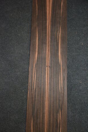 Coromandel fineer 244 x 9-10 cm | 0.6mm | 0,2318m²