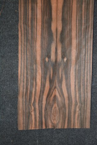 Coromandel fineer 96 x 11 cm | 0.6mm | 0,1056m²