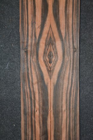 Coromandel fineer 98 x 8-9 cm | 0.6mm | 0,0833m²