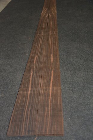 Coromandel fineer 220 x 6-9 cm | 0.6mm | 0,165m²