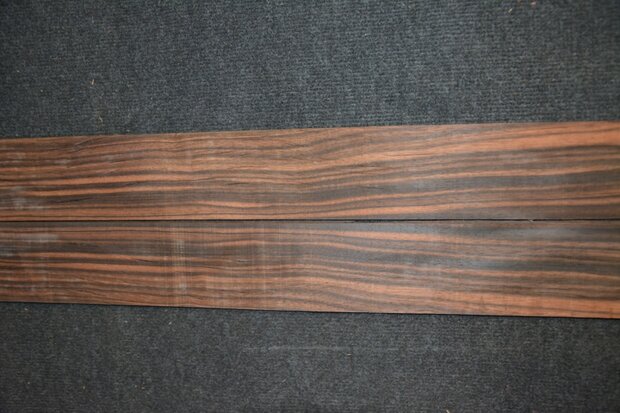 Coromandel fineer 186x 8-9 cm | 0.6mm | 0,1581m²
