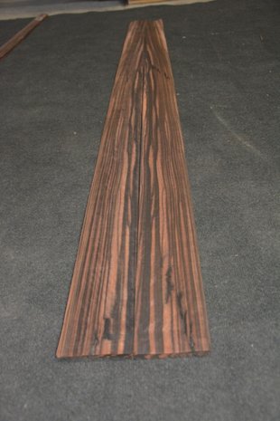 Coromandel fineer 236 x 10-11 cm | 0.6mm | 0,2478m²