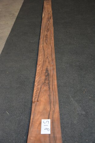 Santos palissander fineer 216 x 9-13 cm | 0.6 mm | 0,2376m²