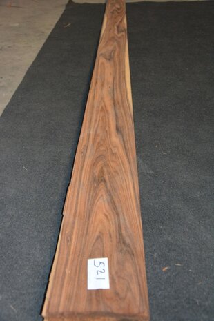 Santos palissander fineer 302 x 14-17 cm | 0.6 mm | 0,4681m²