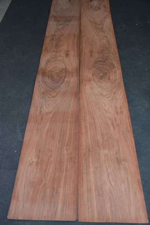 Afrikaans palissander fineer 250 x 33 cm | 0.6 mm | 0,825m²
