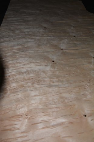 Karelisch berken fineer 178 x 64 cm | 0.6 mm | 1,1392m²