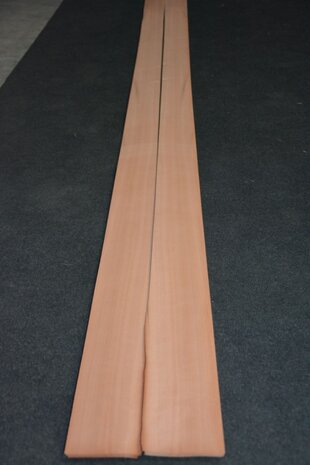 Peren fineer 272 x 9-11 cm | 0.6 mm | 0,272m²
