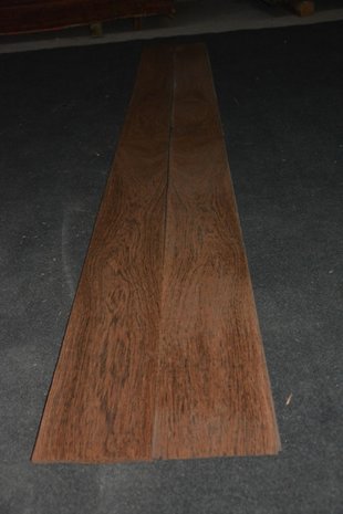 Wenge fineer 0,35m²