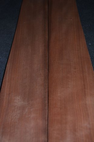 Moabi fineer 220 x 12 cm | 0.6 mm | 0,264m²