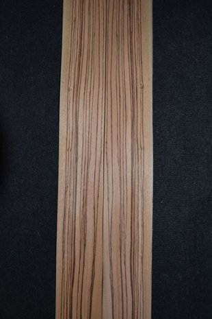 Zebrano fineer 330 x 11-11,5 cm | 0.6 mm | 0,37m²