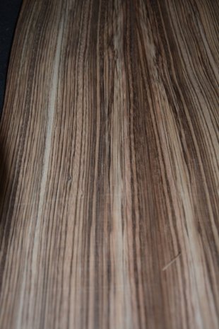 Zebrano fineer 226x 14-15 cm | 0.6 mm | 0,33m²