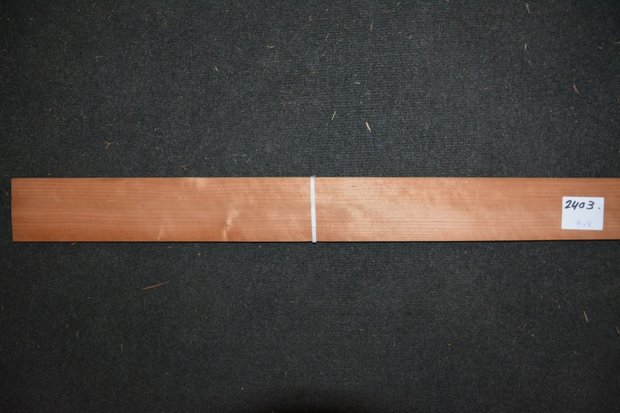 Kersen fineer 81 x 8 cm | 0.6mm | 0,065m²