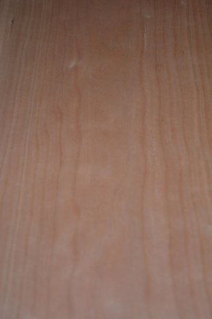 Kersen fineer 96 x 27 cm | 0.6mm | 0,26m²