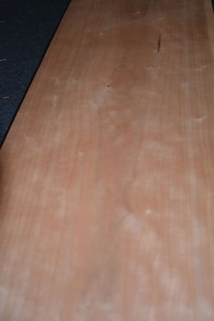 Kersen fineer 96 x 27 cm | 0.6mm | 0,26m²