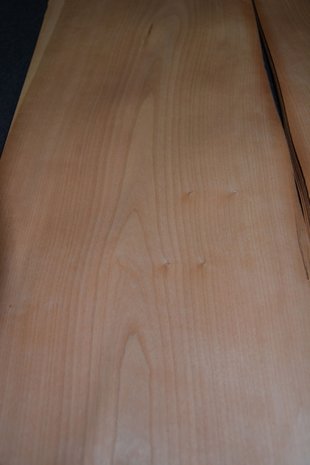 Kersen fineer 95 x 31 cm | 0.6mm | 0,29m²