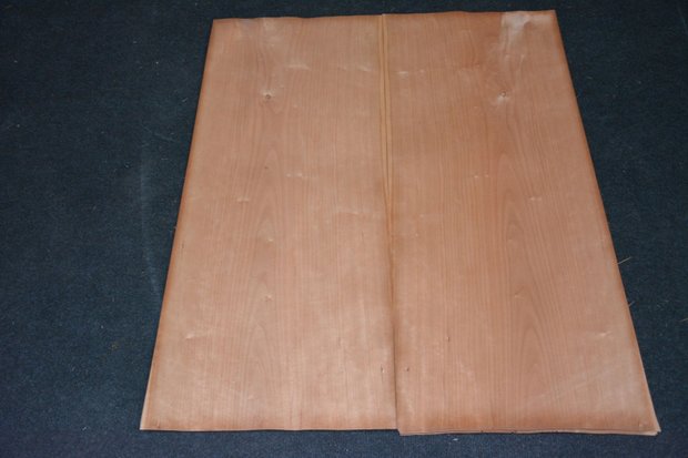 Kersen fineer 82 x 35 cm | 0.6mm | 0,29m²