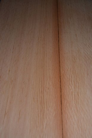 Oregon Pine fineer 215 x 23-25 cm | 0.6 mm | 0,52m²