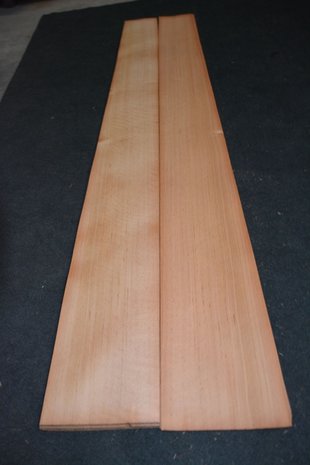 Oregon Pine fineer 215 x 19-24 cm | 0.6 mm | 0,48m²