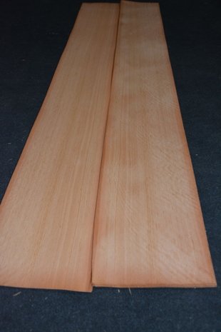 Oregon Pine fineer 215 x 24-27 cm | 0.6 mm | 0,55m²