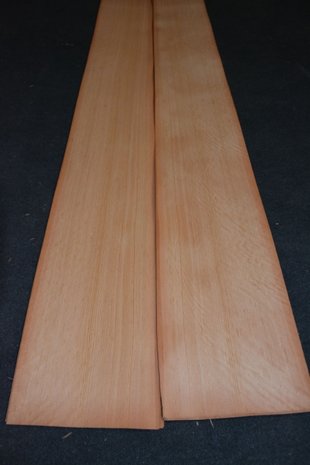 Oregon Pine fineer 215 x 24-27 cm | 0.6 mm | 0,55m²