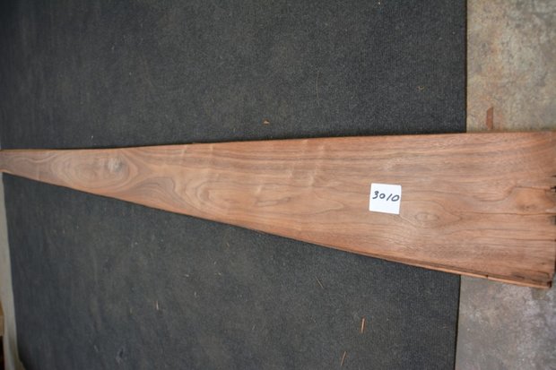 Amerikaans noten fineer 440 x 17 cm | 0.6mm |  0,748m²