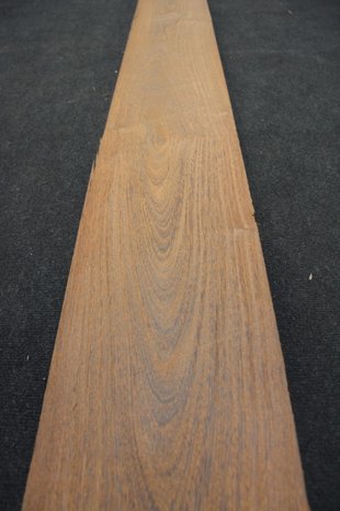Bruinhart fineer 325 x 23-25 cm | 0.6mm | 0,780m²