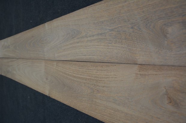 Bruinhart fineer 325 x 19-22 cm | 0.6mm | 0,666m²