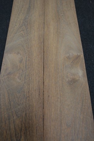 Bruinhart fineer 325 x 15 cm | 0.6mm | 0,488m²