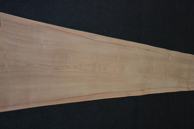 Iepen fineer 300 x 47 cm | 0.6mm | 1,410m2