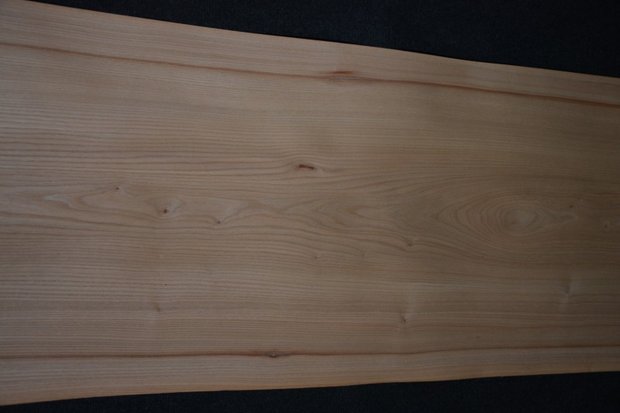 Iepen fineer 300 x 47 cm | 0.6mm | 1,410m2