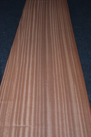 Sapelli mahonie fineer 221 x 25-28 cm | 0.6mm | 0,586m²