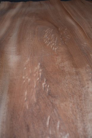 Mahonie Khaya Ivorensis fineer 254 x 52 cm | 0.6mm | 1,321m²