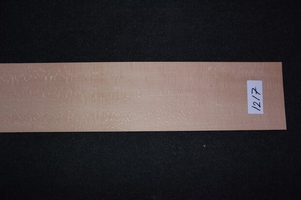 Beuken fineer 225 x 15-17 cm | 0.6mm | 0,35m² 