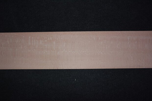 Beuken fineer 225 x 15-17 cm | 0.6mm | 0,35m² 
