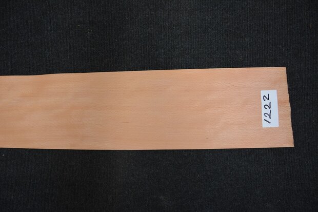 Beuken fineer 223 x 18 cm | 0.6mm | 0,401m² 