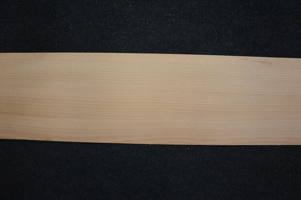 Beuken fineer 309 x 15-16 cm | 0.6mm | 0,479m² 