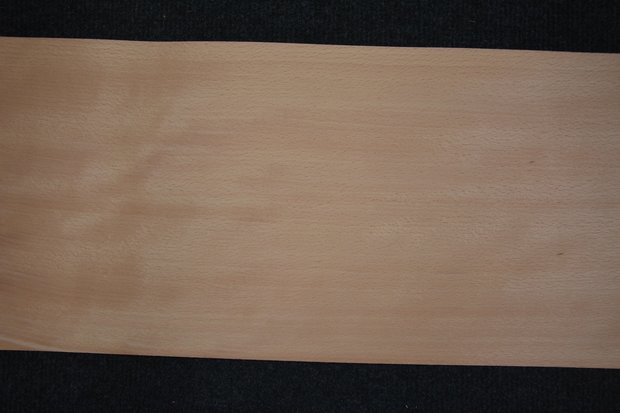 Beuken fineer  224 x 21-25 cm| 0.6mm | 0,515m² 
