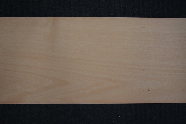 Beuken fineer 215 x 21-25 cm | 0.6mm | 0,495m² 