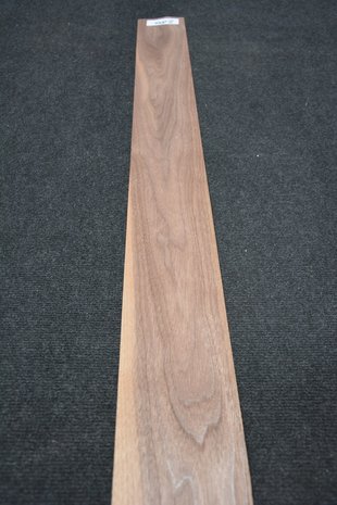 Amerikaans noten fineer 114 x 11-12 cm | 0.6mm | 0,131m²